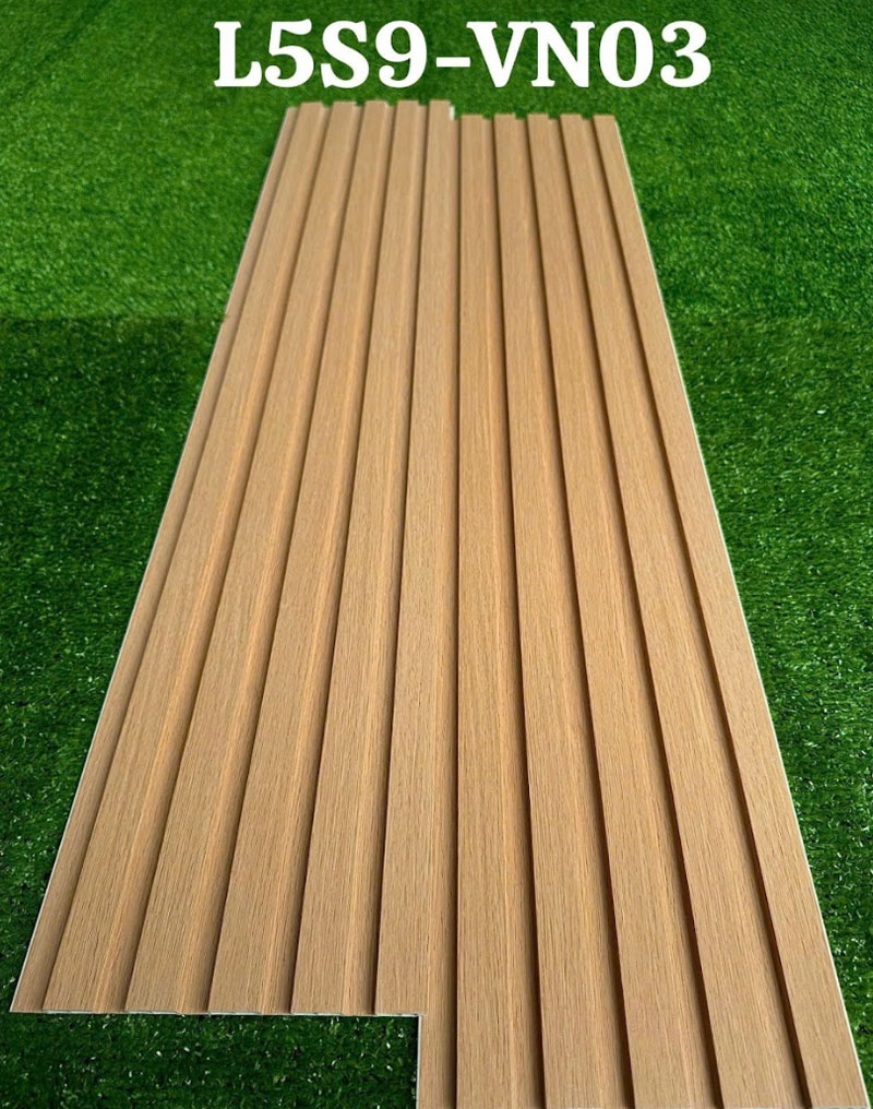 Lam 5 sóng nhựa màu sồi vàng đậm VN03